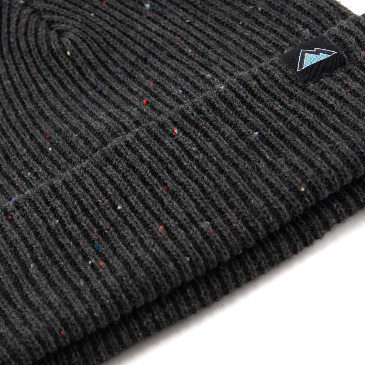 boulder-beanie-dark-03.jpg