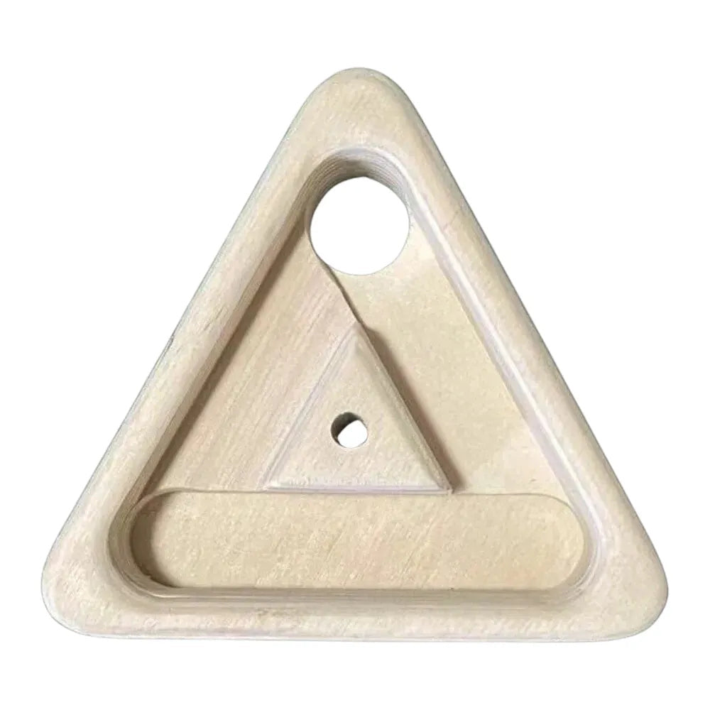 ultra-light-portable-triangle-hangboard-04.webp