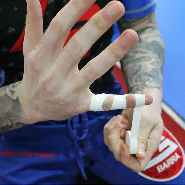 zinc-oxide-climbing-tape-03.jpg